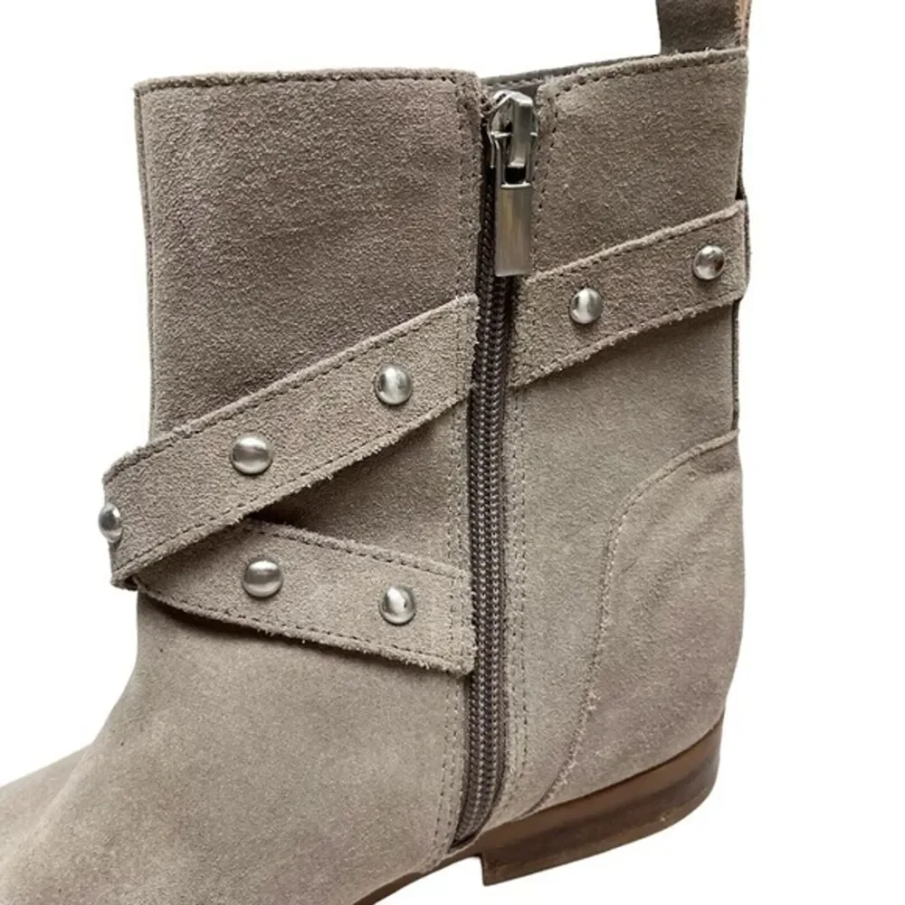 SOLE SOCIETY Taupe BELVANNE Genuine Leather Suede Ankle Boots Booties Shoes sz 8